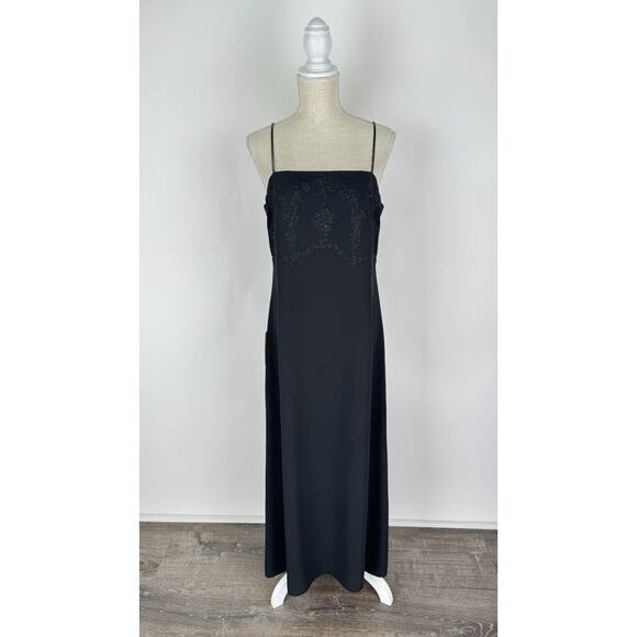 Ann Taylor Silk Blend Black Embroidered Floral Beaded Formal Dress Womens 10 NWT - Picture 1 of 14